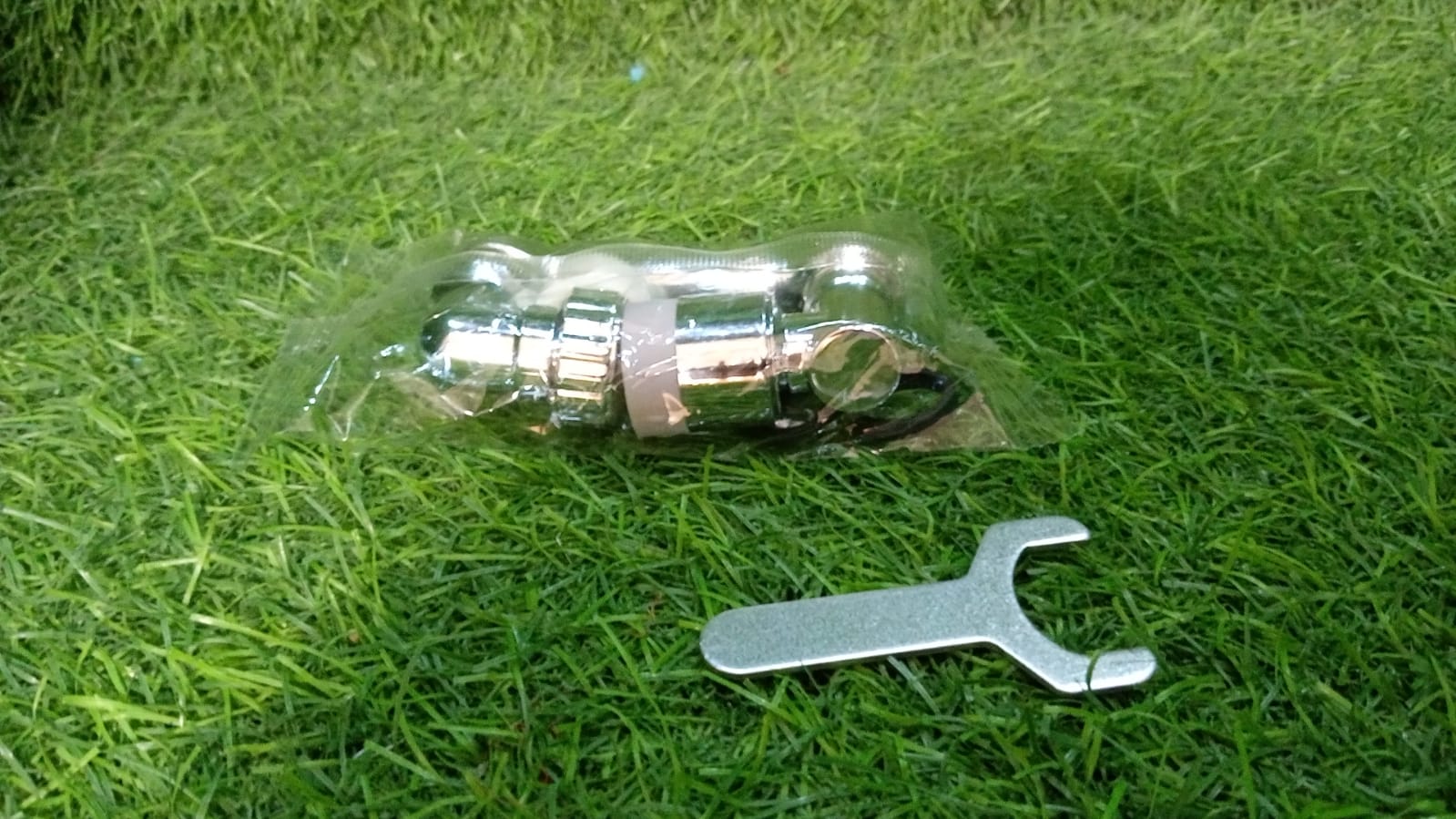 Splash Faucet Filter – 180° Rotating Sprayer, Double O-Ring, Movable Water-Saving Sink Aerator Extender (Loose) Variety Bazaar