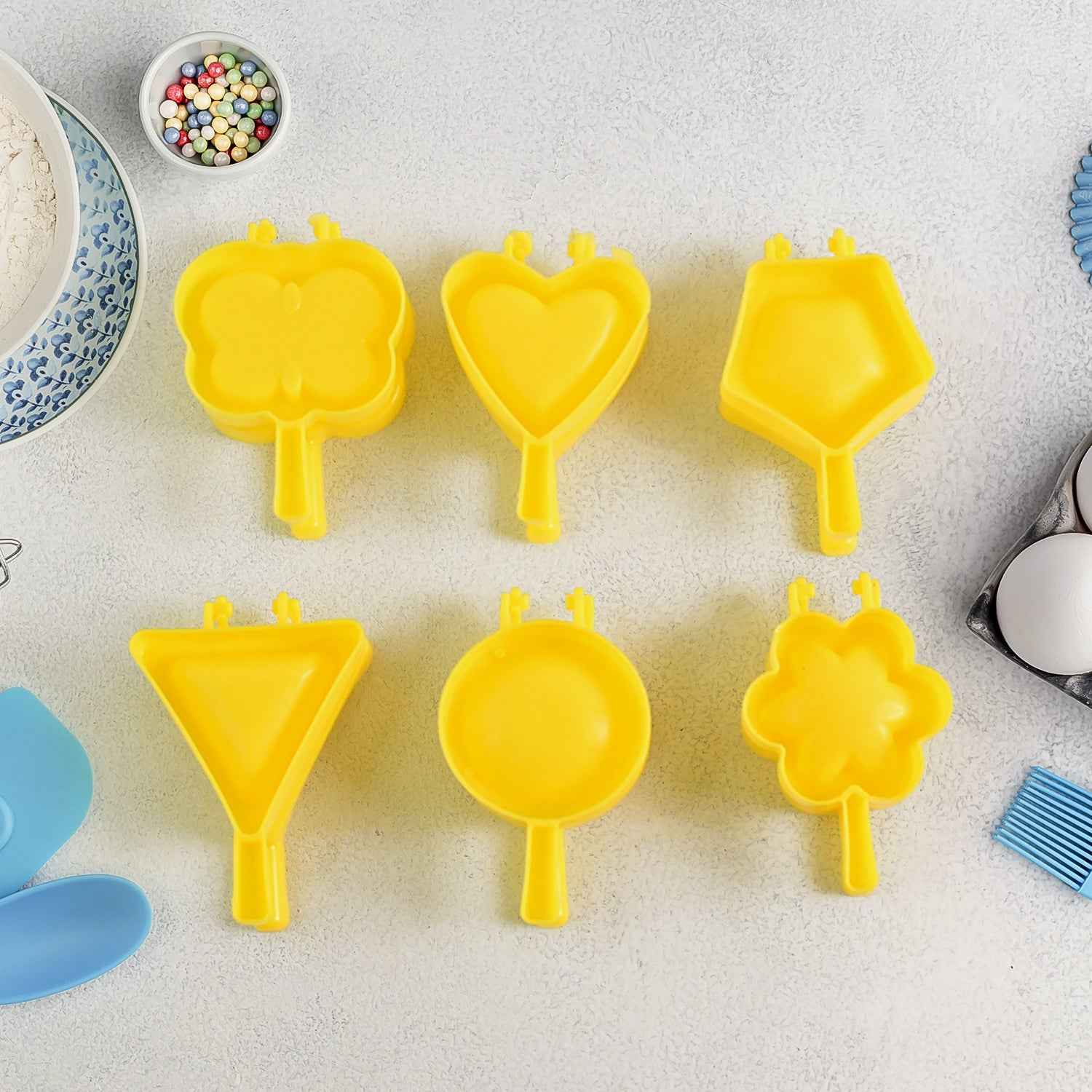 Plastic Cookie Cutter Mould Set (6 Pc)