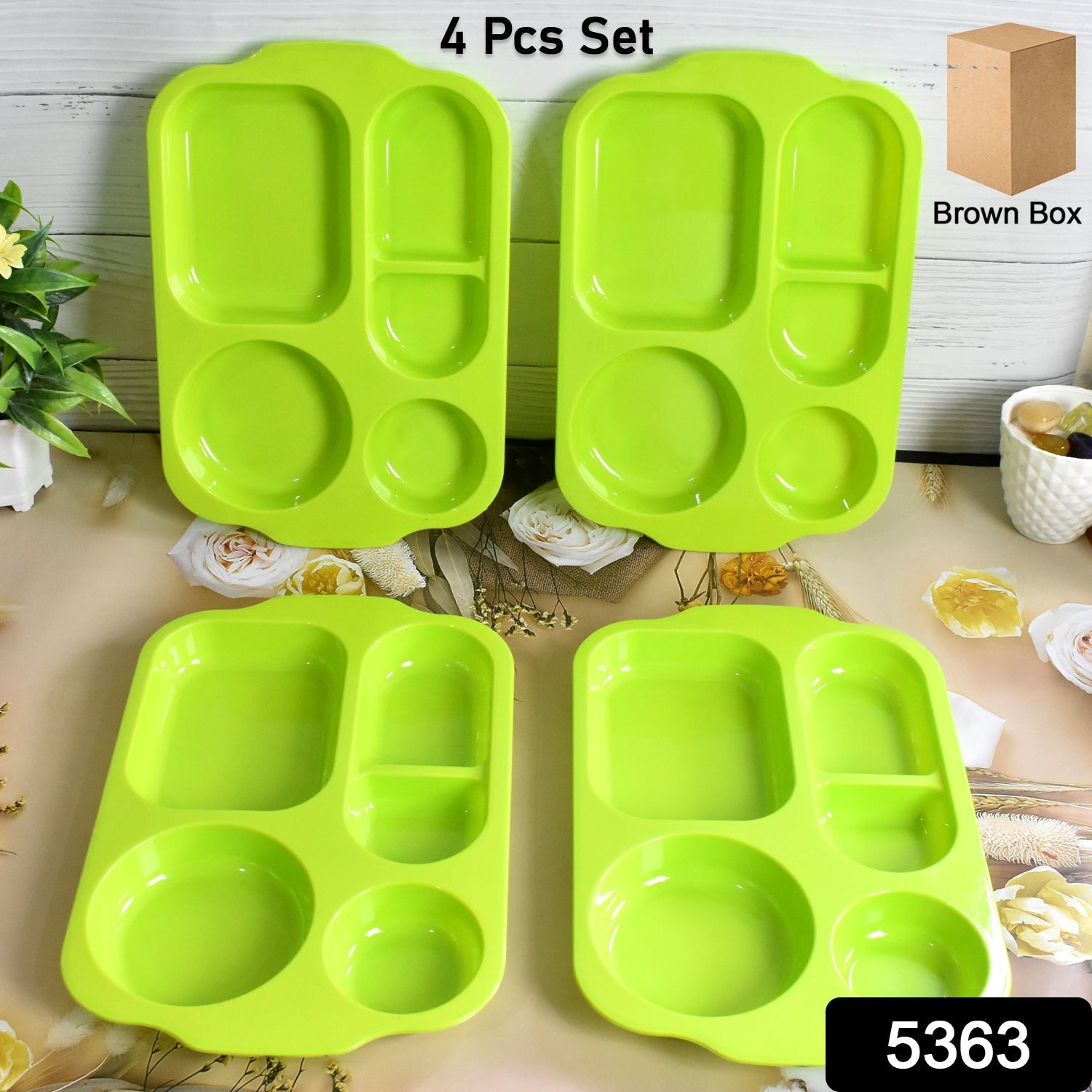 Unbreakable Plastic Food Plates / Biodegradable 5 Compartment Square Plate for Food Variety Bazaar
