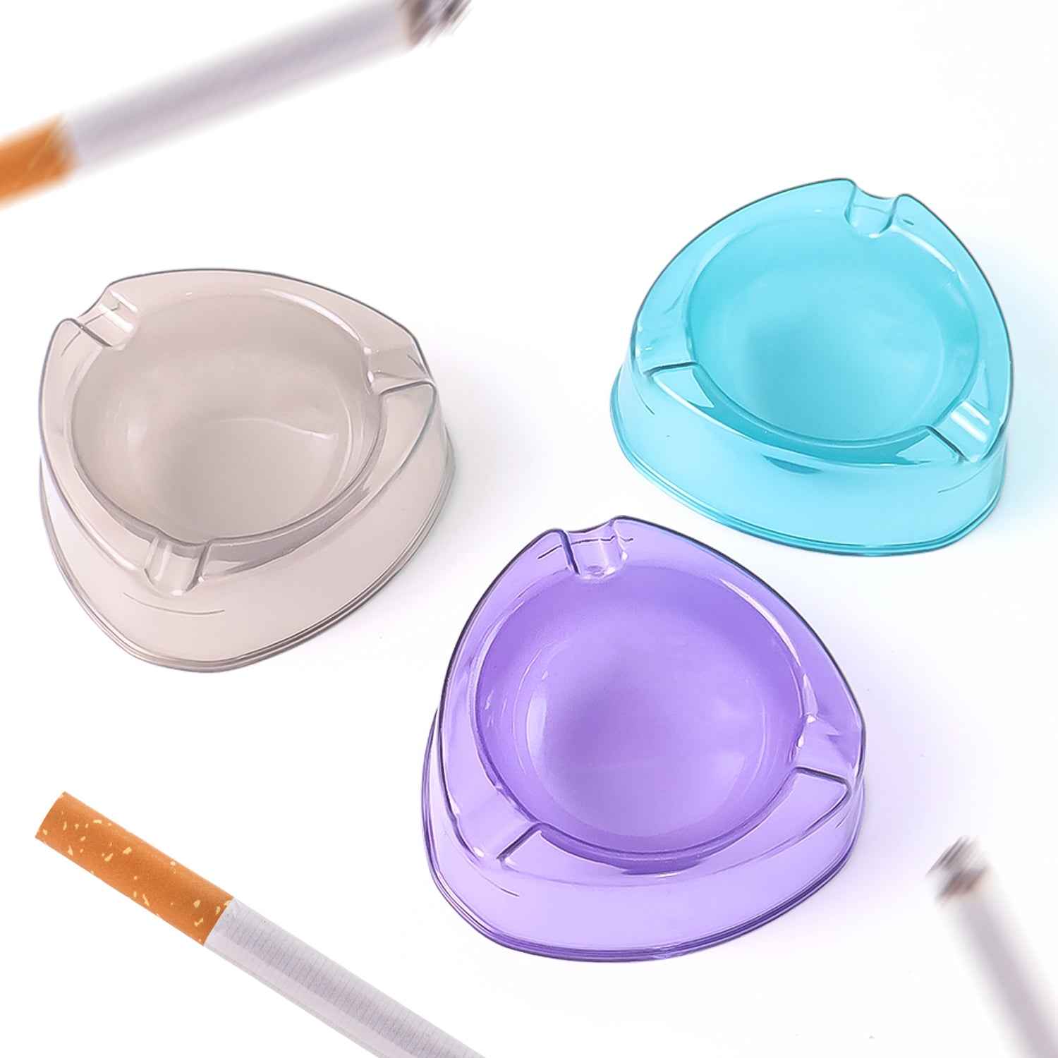 Oblivion Transparent Plastic Ashtray (Mix Color & 1 Pc)