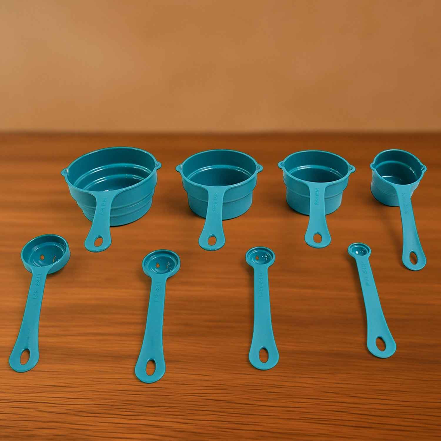 Apex 8-Piece Measuring Spoons and Cups Set