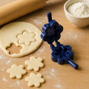 1 Pc Assorted Shape Plastic Snack Mould (Mix Design / 1 Pc)