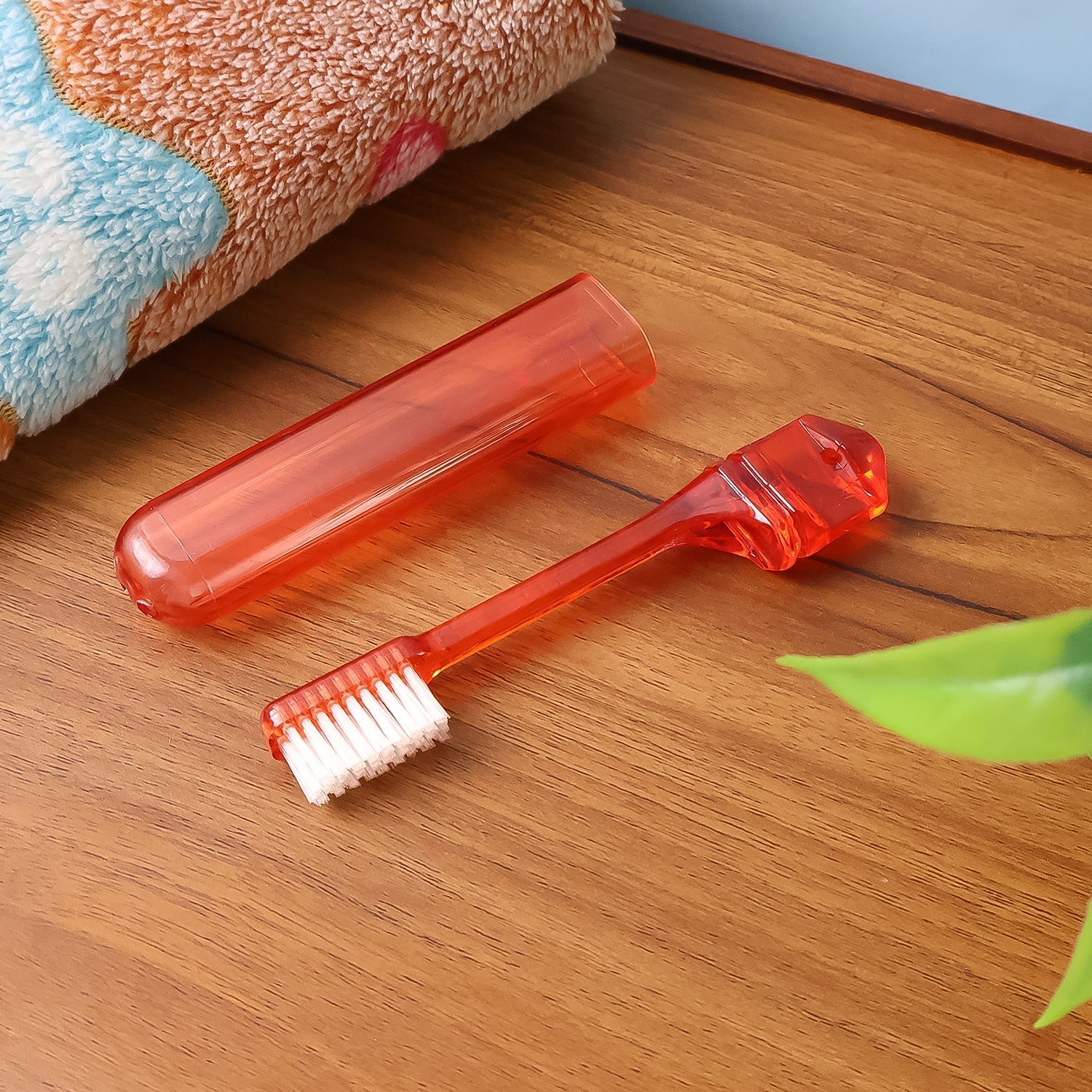 Portable Folding Toothbrush with Built-in Travel Case (1 Pc) Variety Bazaar