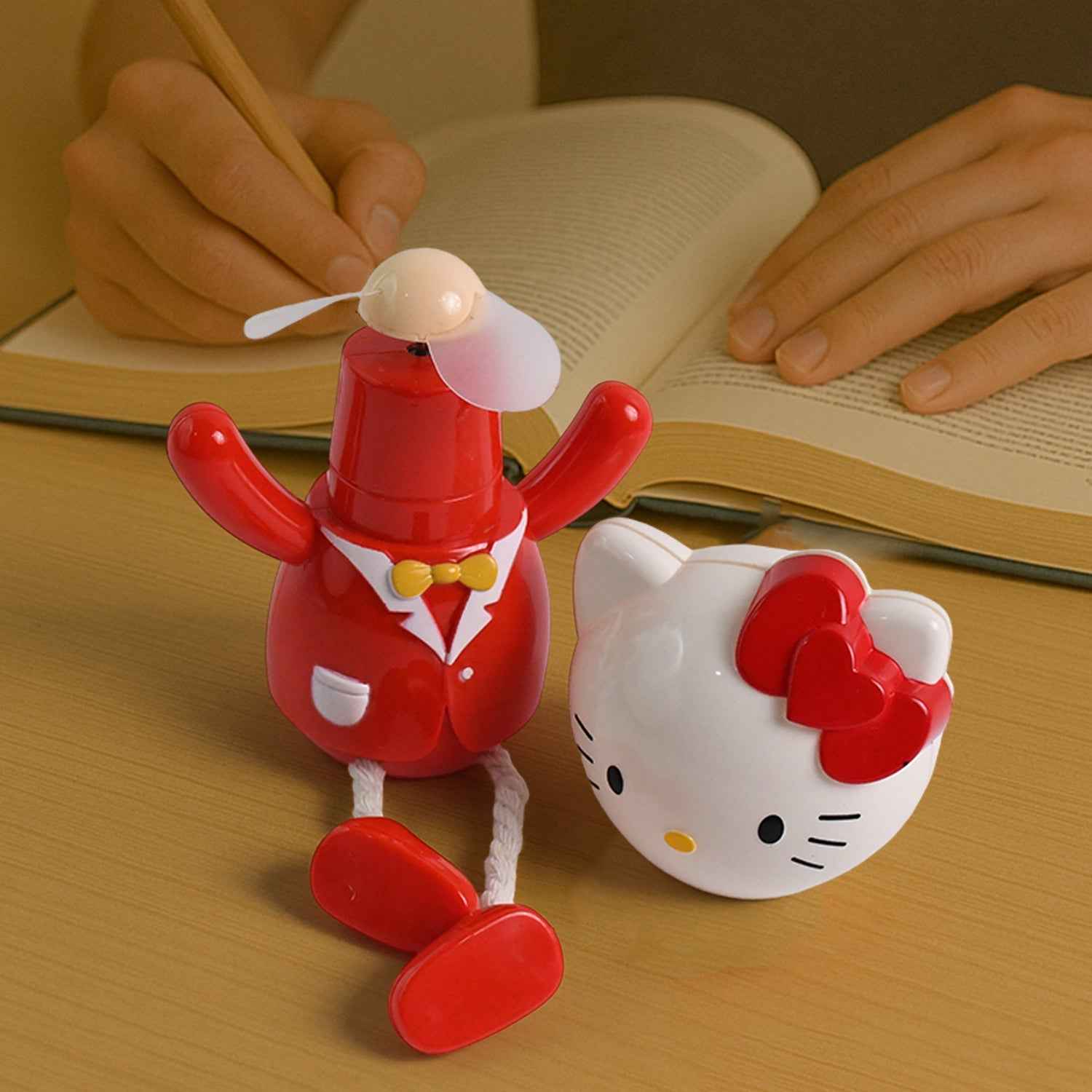 USB Cartoon Character Mini Table Fan for Kids (1 Pc)