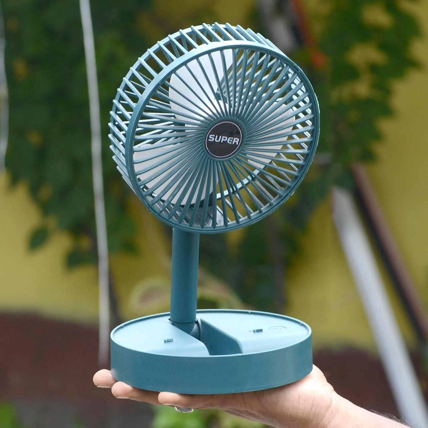 Adjustable Portable Desktop Fan - Telescopic Silent Personal Cooling for Office & Travel (Battery Not Include) Variety Bazaar