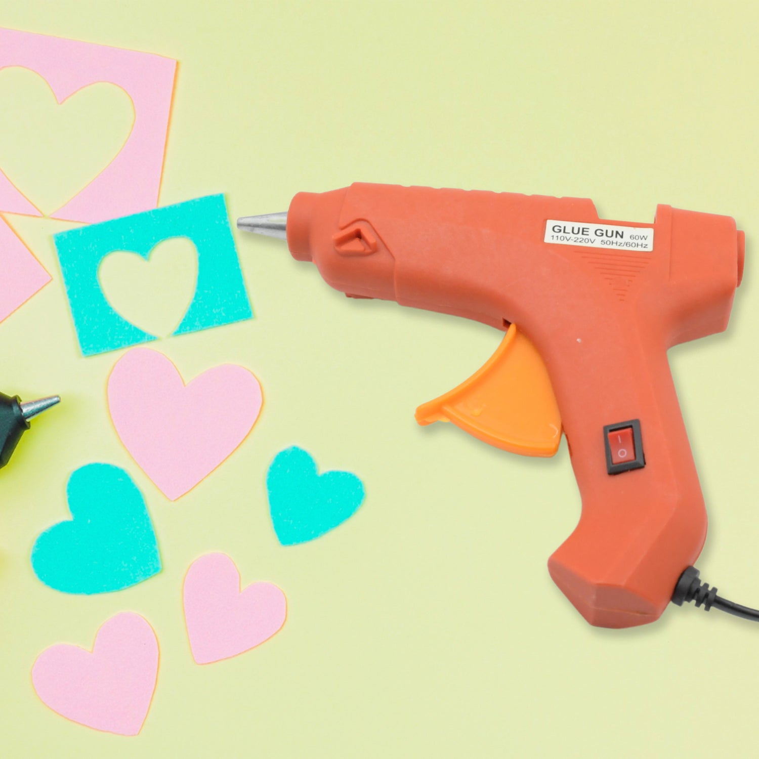 Professional 60 Watt Hot Melt Glue Gun with 5 Glue Sticks & On/Off Switch Variety Bazaar