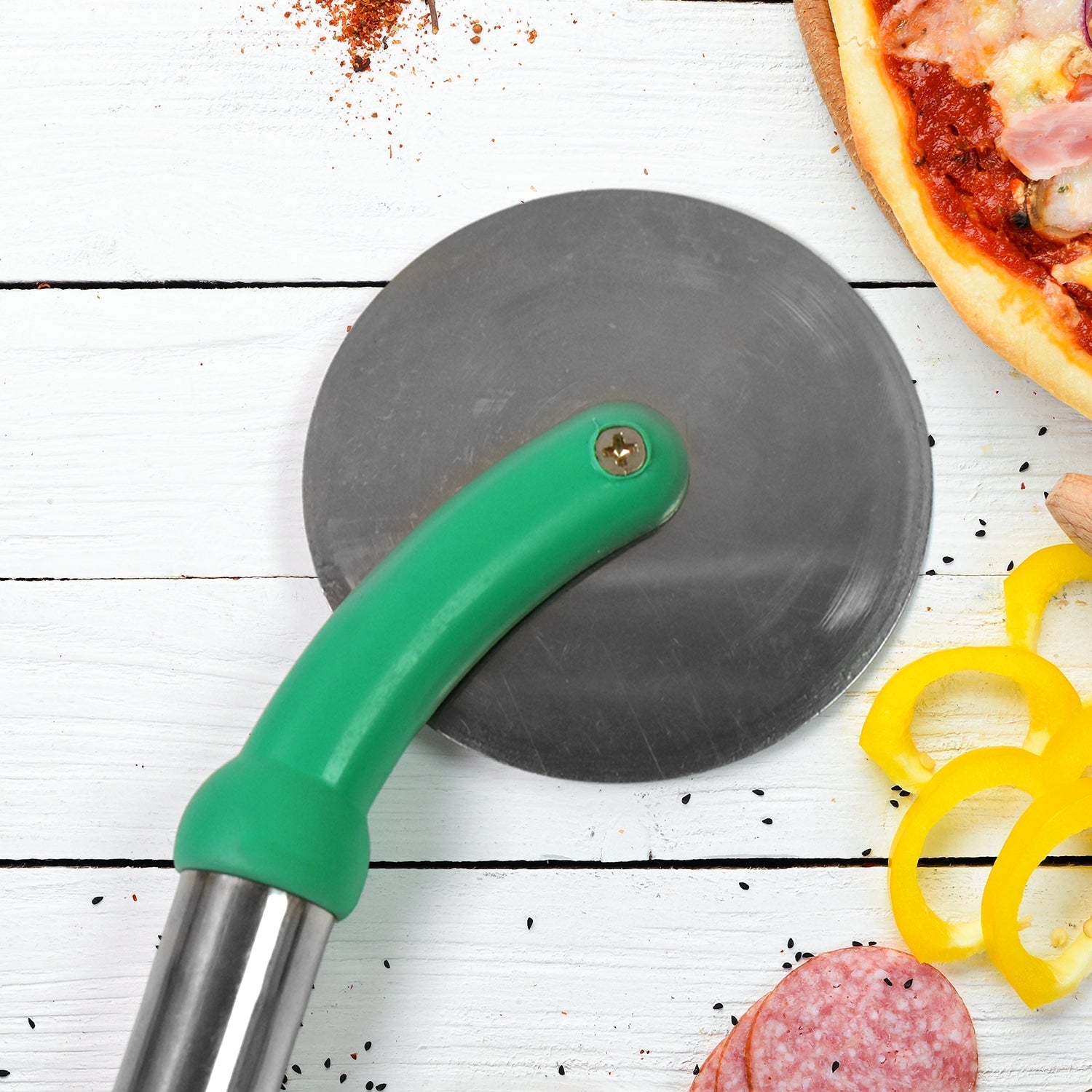 Kitchen Stainless Steel Wheel Pizza Cutter (1 pc) Variety Bazaar