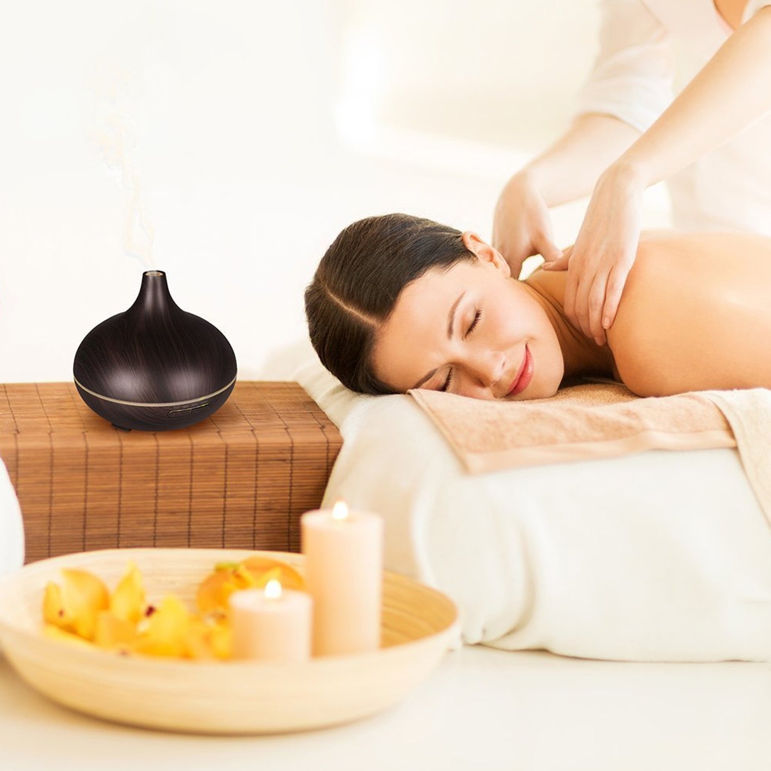 Aromatherapy Humidifier with 7 Colourful LED Light Change (500 ML Capacity / With Remote) Variety Bazaar