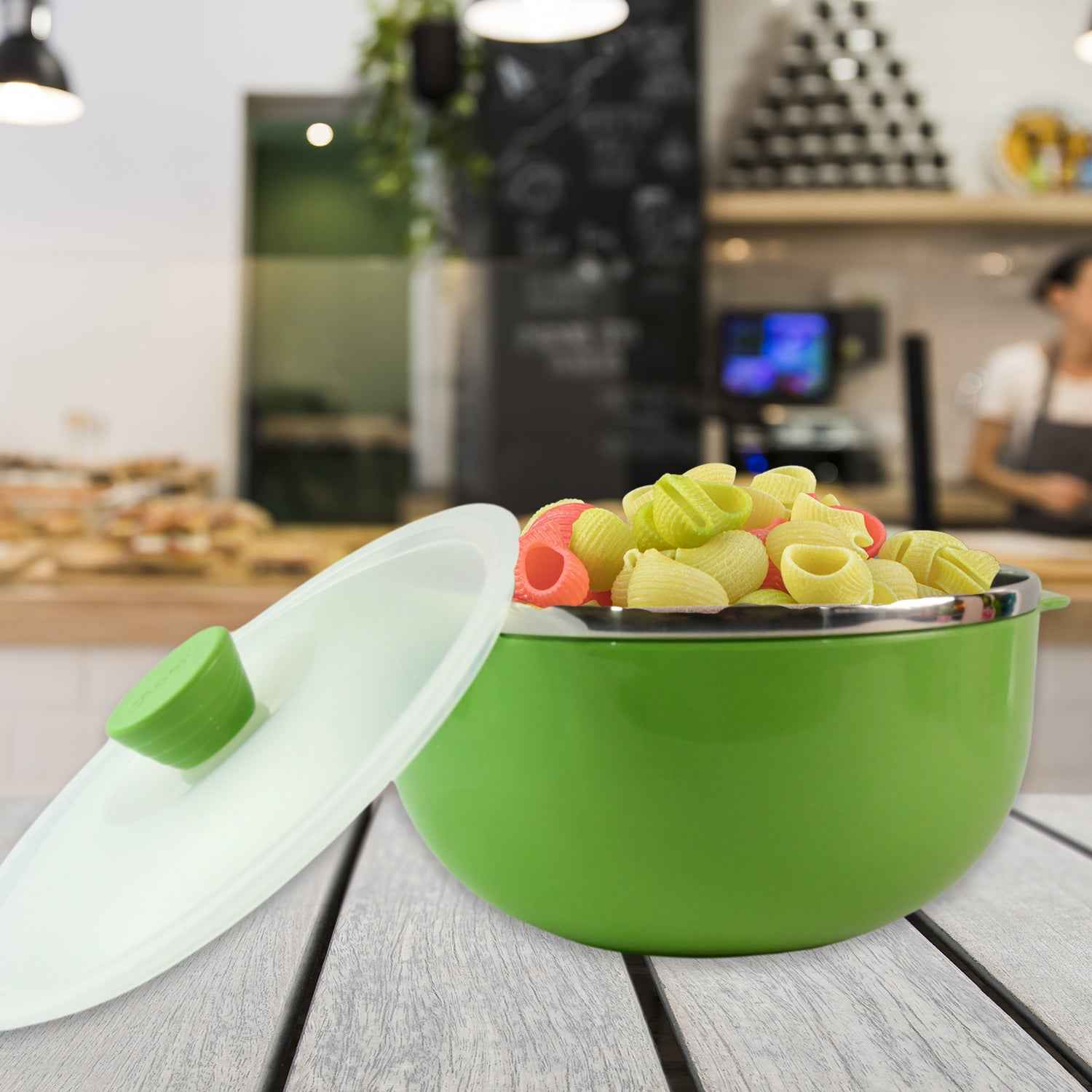 Apex 2200ml Microwave-Safe Plastic Serving Bowl with Lid (1 Pc)