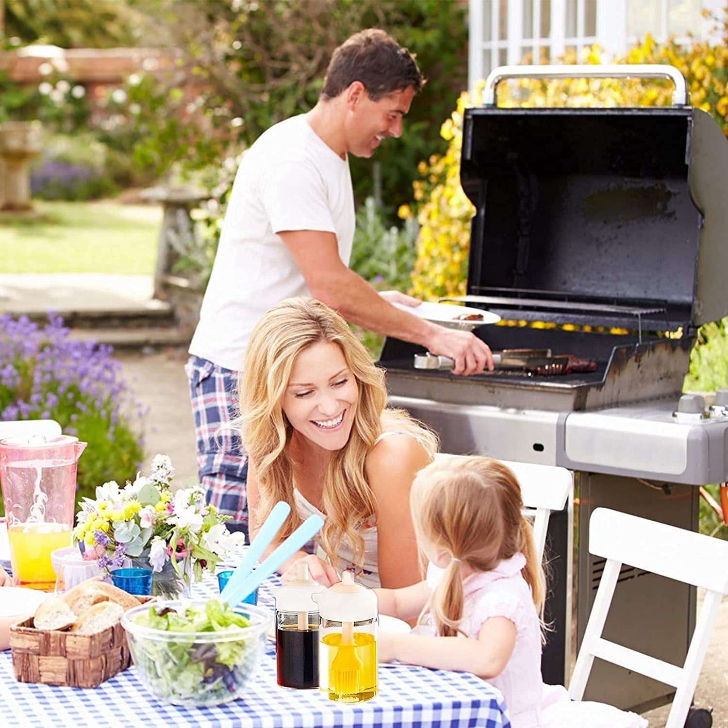 Oil Dispenser with Silicone Oil Brush (1 Pc / With Brush / 250 ML Approx) Variety Bazaar