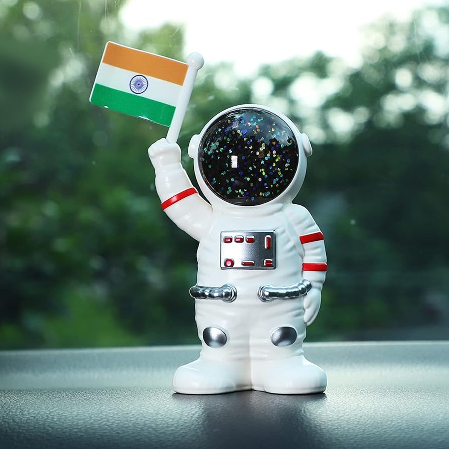 Solar Power Astronaut Ornament Moving Hand with Indian Flag (1 Pc) Variety Bazaar