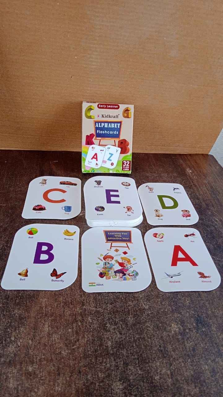 Kidkraft Early Learner 32-Piece Alphabet Flash Cards Set