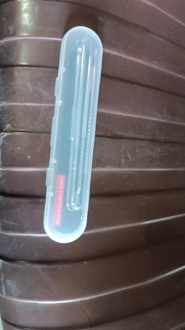 Blackhead Remover, 4-in-1 Stainless Steel Pimple Extractor Tool (1 Pc) Variety Bazaar