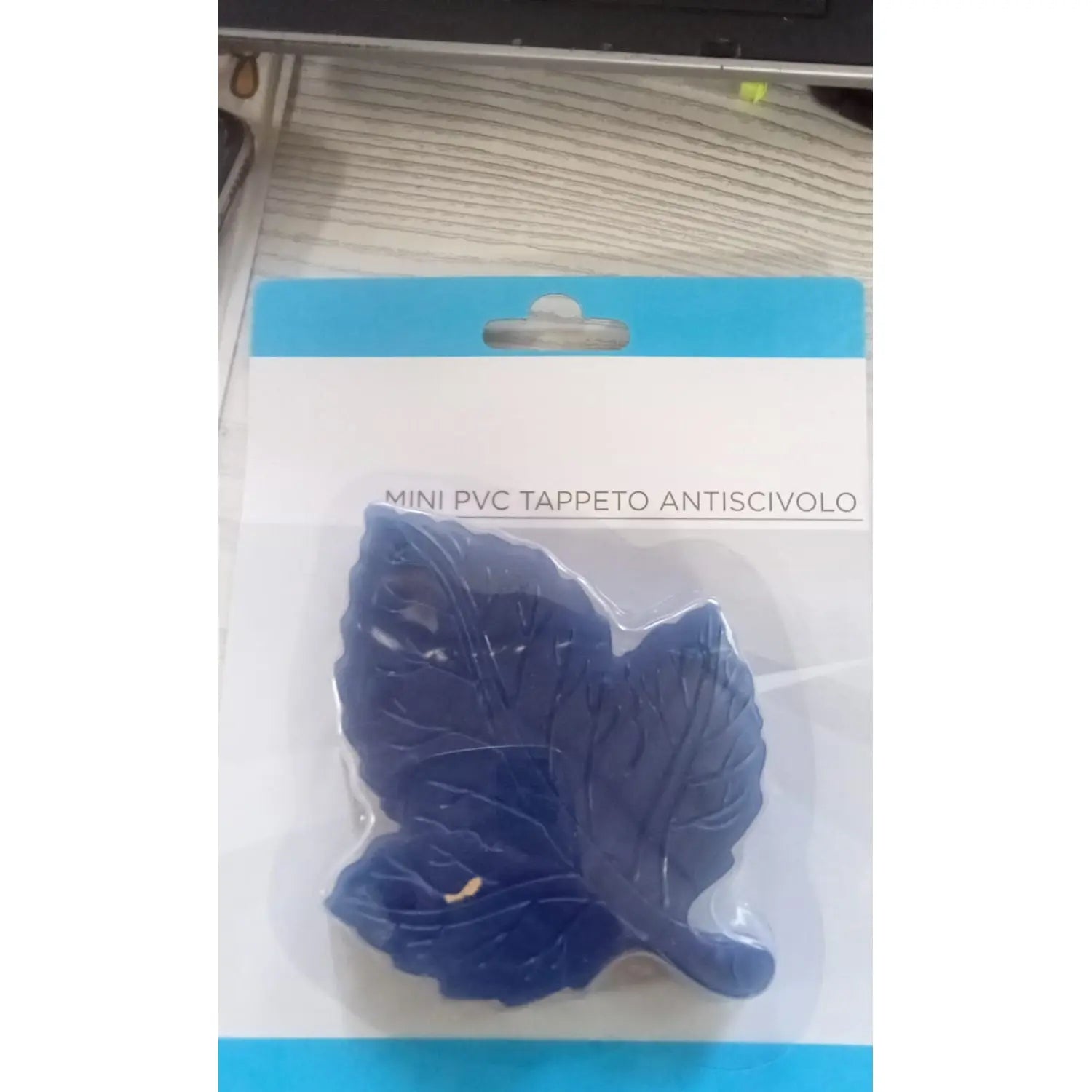 Mini Pvc Anti-Slip Bat Mat Non Slip Baby Bath Mats, Mini Child Safety Anti Slip Shower Mats Star,& Leaf Shaped for Kids (4 pc Set) - varietybazaar.co.in