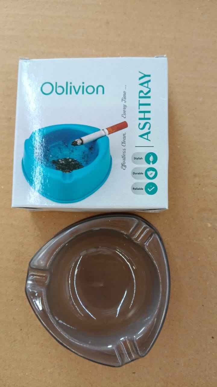 Oblivion Transparent White Ashtray with Cigarette Holder Grooves – Modern Smoke Disposal Tray (1 Pc)