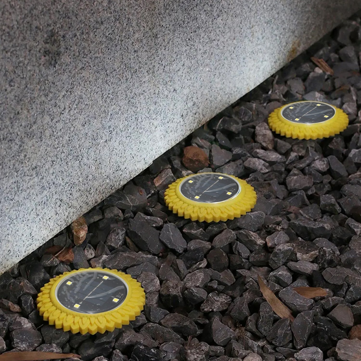 4 Pack Solar Ground Lights, LED Solar Powered Disk Lights Outdoor Waterproof Garden Landscape Lighting for Yard Deck Lawn Pathway Walkway Balcony Decoration Variety Bazaar