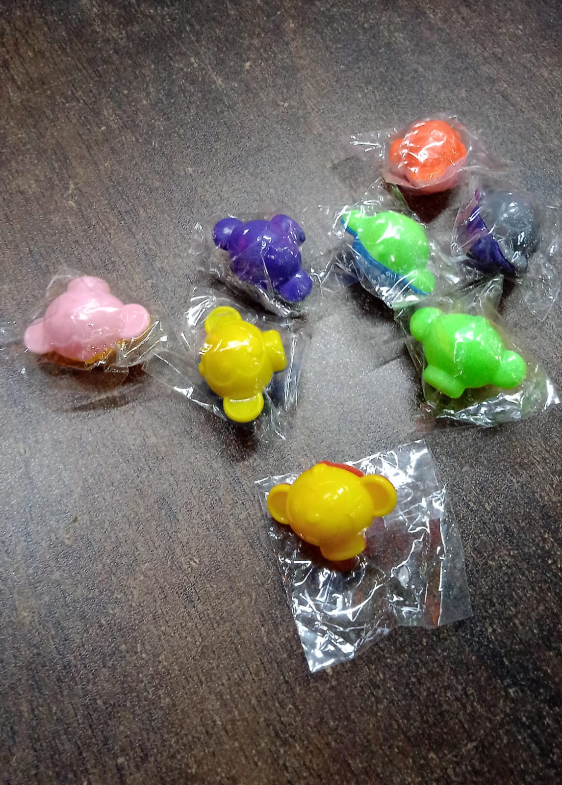 Cartoon / Money Shape Pencil Top Promotional toys (1 Pc / Mix Colour & Design) travel sahayak