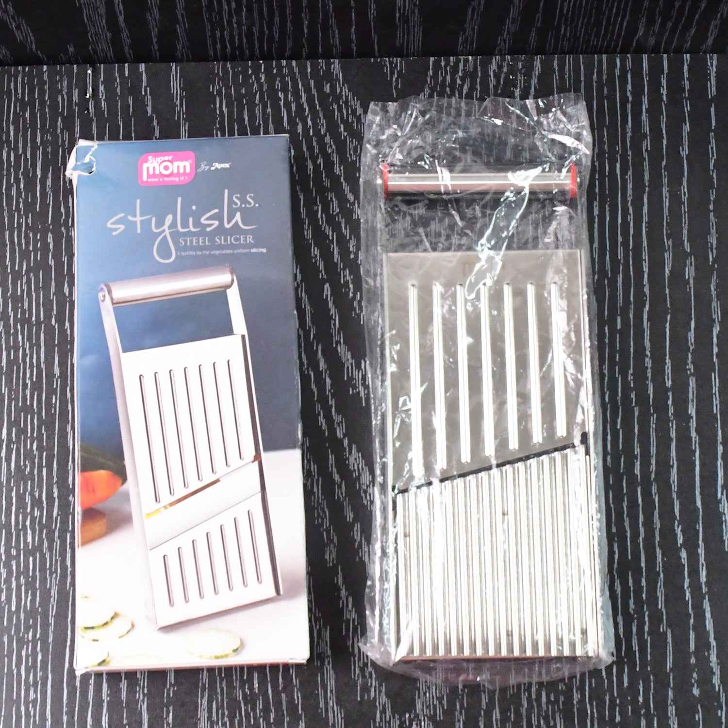 Supermom Stylish Stainless Steel Vegetable Fruit Slicer