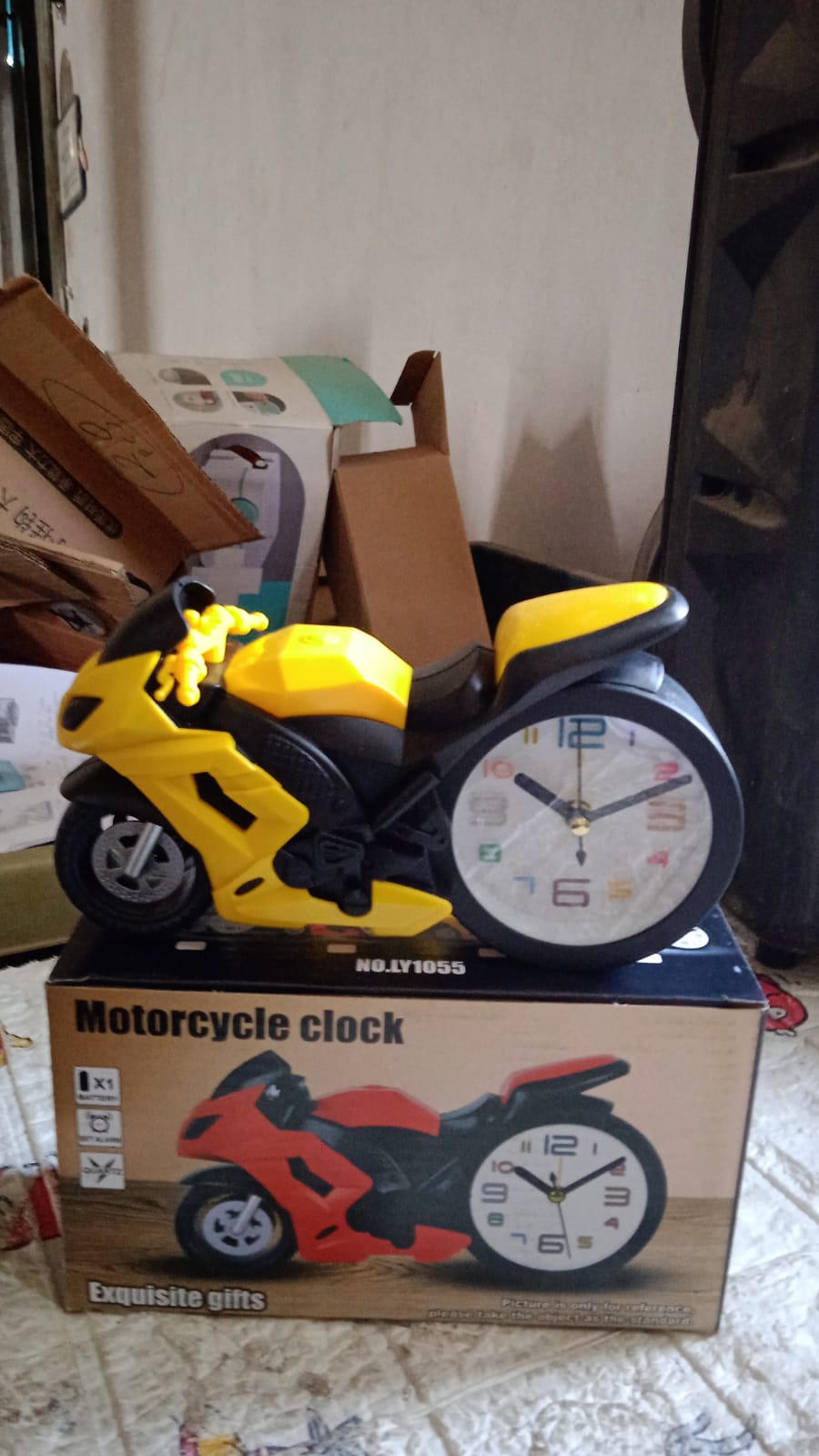 Retro Motorcycle Alarm Clock – Novelty Bike Engine Style Desk Clock Variety Bazaar