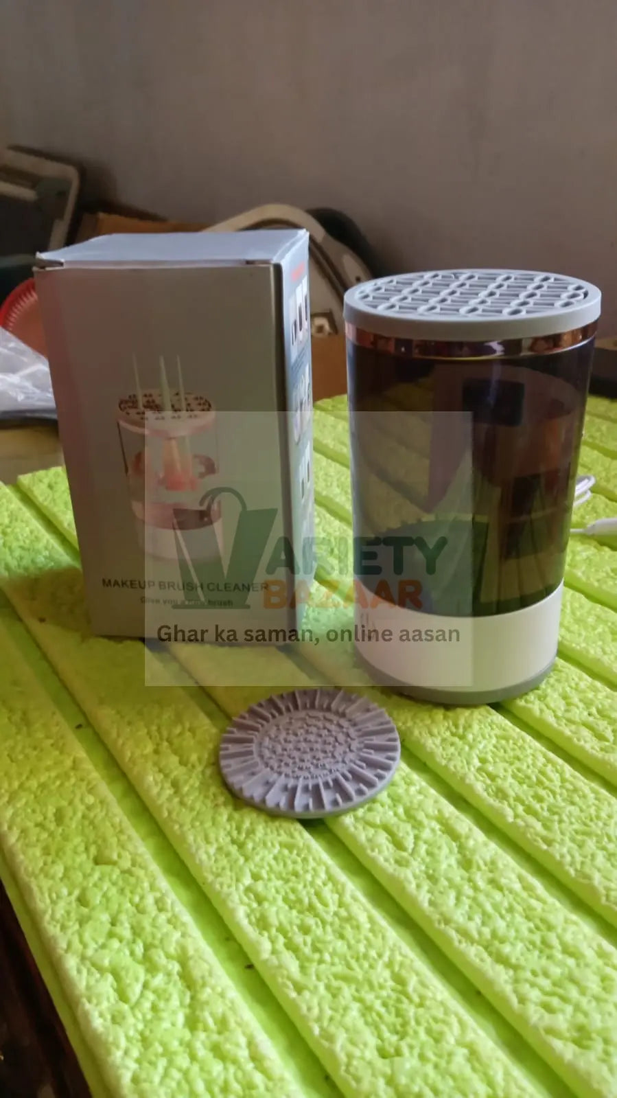 Automatic Makeup Brush Cleaner Fast Electric Brush Cleaner Hand Free Machine Super Clean Brush Washer & Brushes Organizer Tool (1 Pc) Variety Bazaar