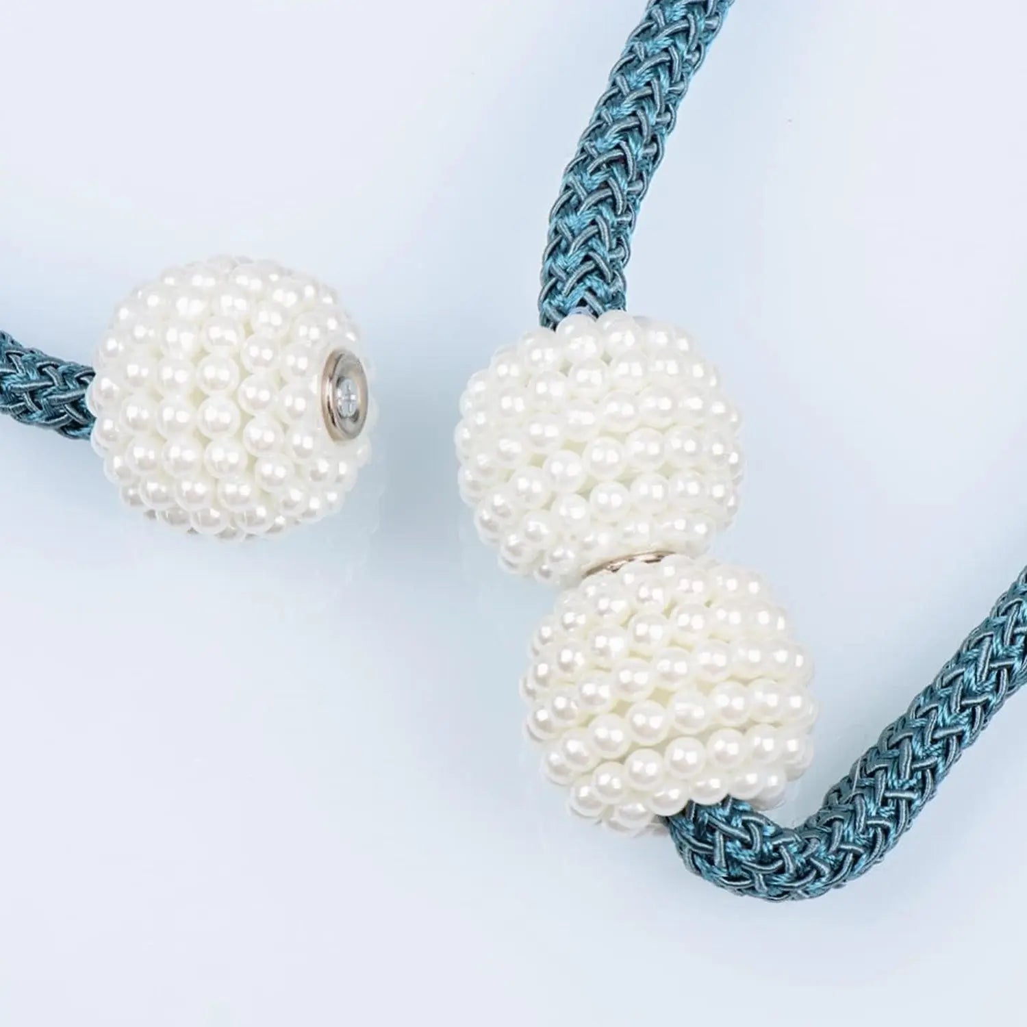 Home Magnetic Curtain Tiebacks, Straps, Buckle, Clips Rope Straps Window Curtain Bracket Decoration, Pearl Decorative Rope Holdback Holder for Window (2 Pc) travel sahayak