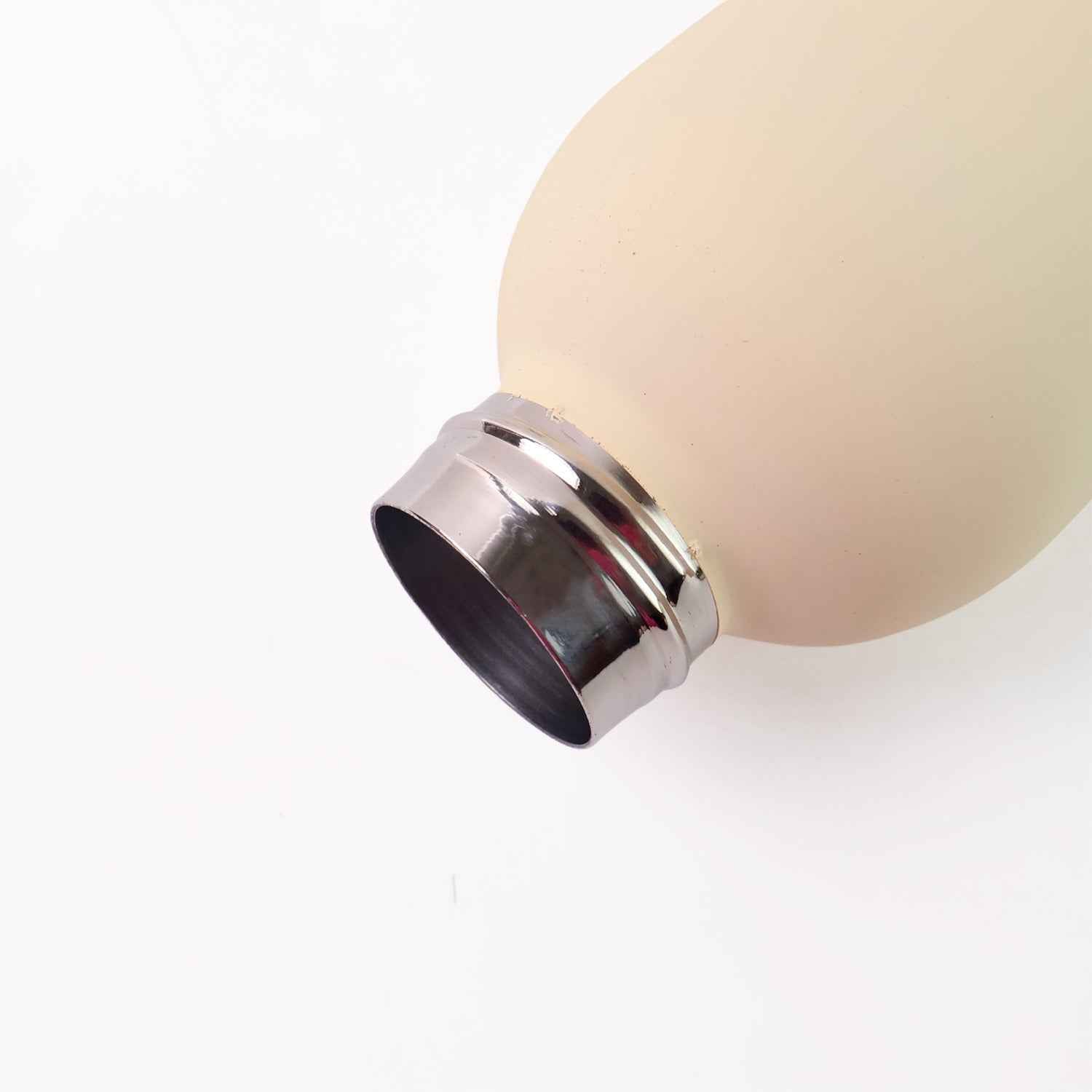 Stainless Steel Double Wall Vacuum-insulated Drink Water Bottle (Mix Color 500 Ml Approx)