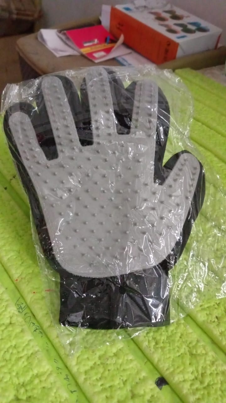 Grey Gloves, Gloves Bathing Tool (1 Pc) travel sahayak