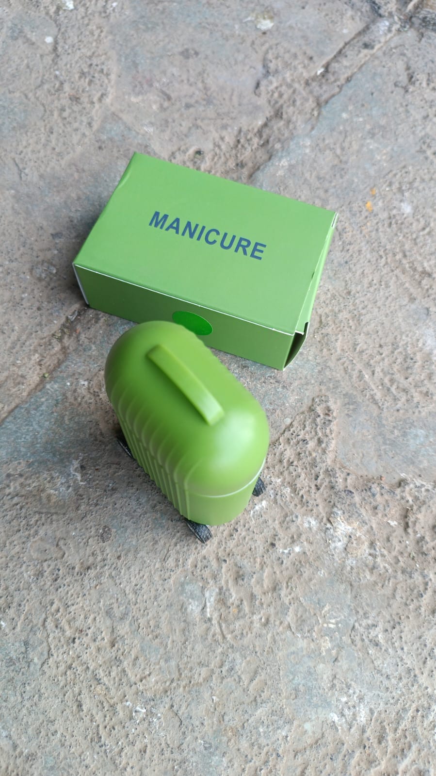 Manicure Kit, Pedicure tools for feet, Nail Clipper (8 Pcs Set / With Mini 4 Wheel Suitcase Trolley) Variety Bazaar