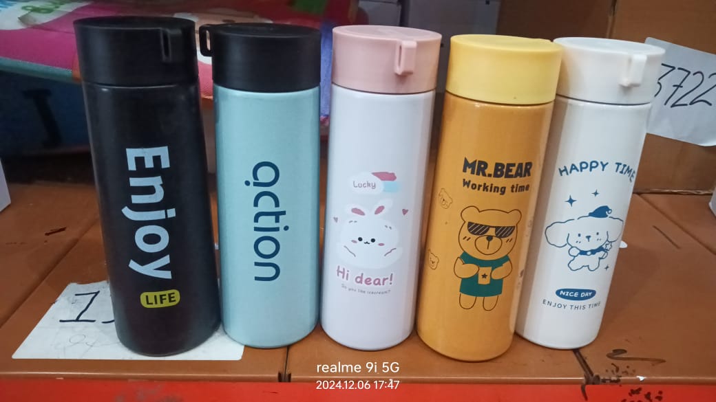 Vacuum Insulated Stainless Steel, Double walled (500 ML Approx / Mix Color & Design) Variety Bazaar