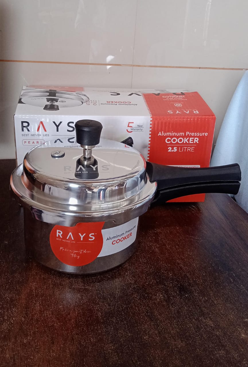 Aluminium Rays Pearl Pressure Cookers With Outer Lid (2.5 Litres / 5-Year warranty) travel sahayak