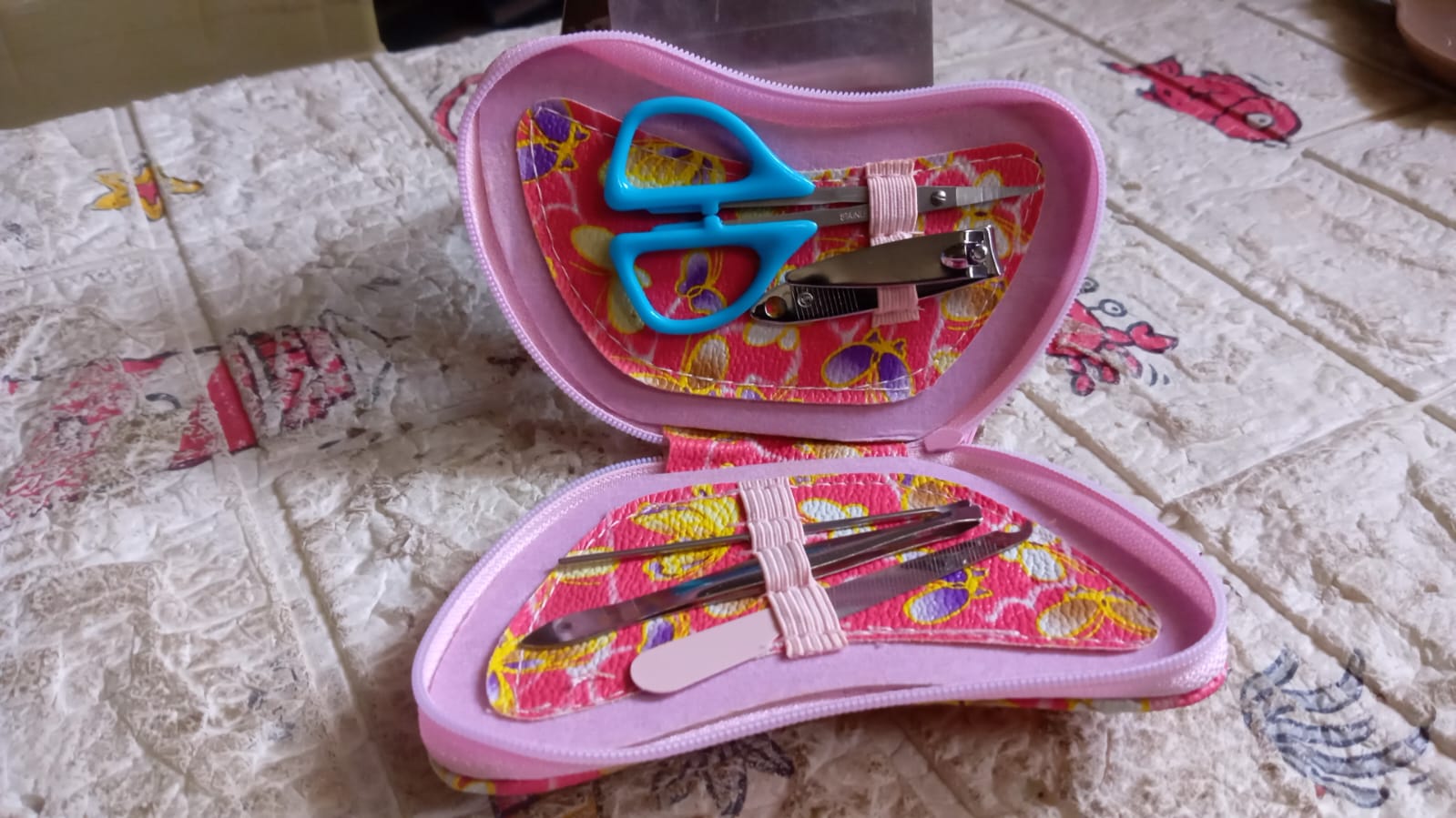 5 IN 1 Stainless Steel Professional Manicure Set, Nail Cutter For Women, Nail Scissors, Luxury Grooming Kit Variety Bazaar