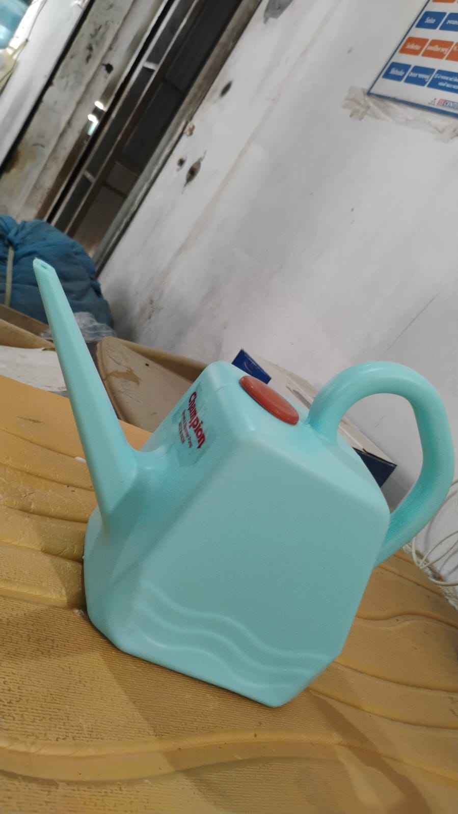 2 Litre Heavy-Duty Plastic Gardening Watering Can with Long Spout & Ergonomic Handle
