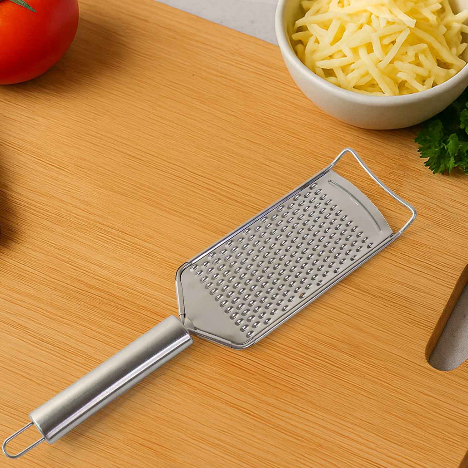 Supermom Supermom Stainless Steel Carrot Grater (1 Pc)
