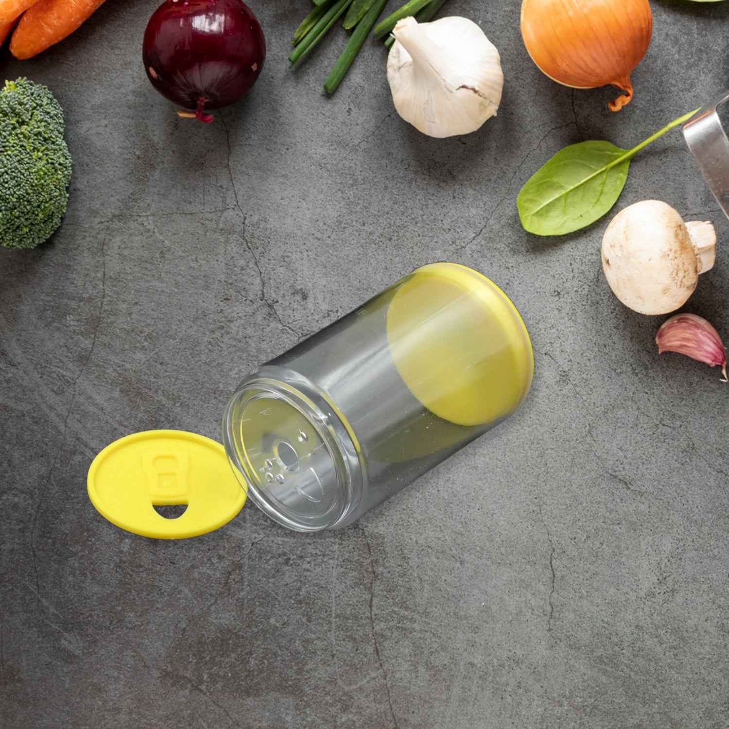 5789 Salt Bottle Salt Dispenser With Opener Salt Shaker Pack Of 1 Seasoning Shaker High Quality Plastic Bottle For Home Cooking Picnic Camping Ration Salt Shakers (4 Pc Moq)