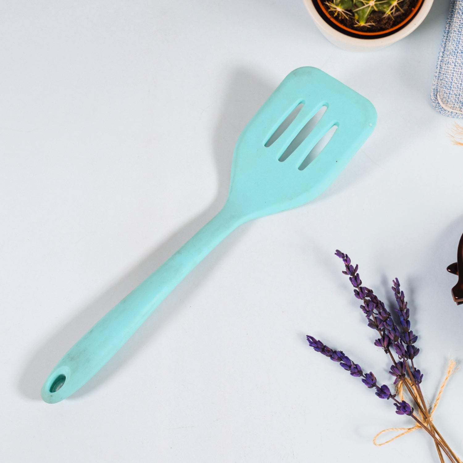 Multipurpose Silicone Spoon – Non-Stick, Heat-Resistant Basting Spoon for Cooking & Baking, Kitchen Utensils (1 Pc)