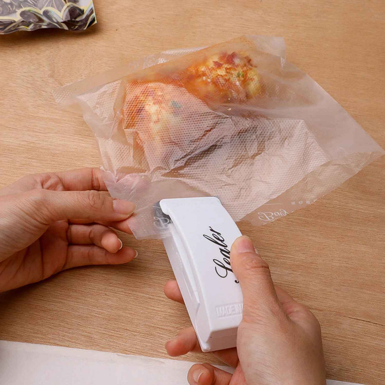 Portable Handheld Plastic Bag Sealer Machine (1 Pc)