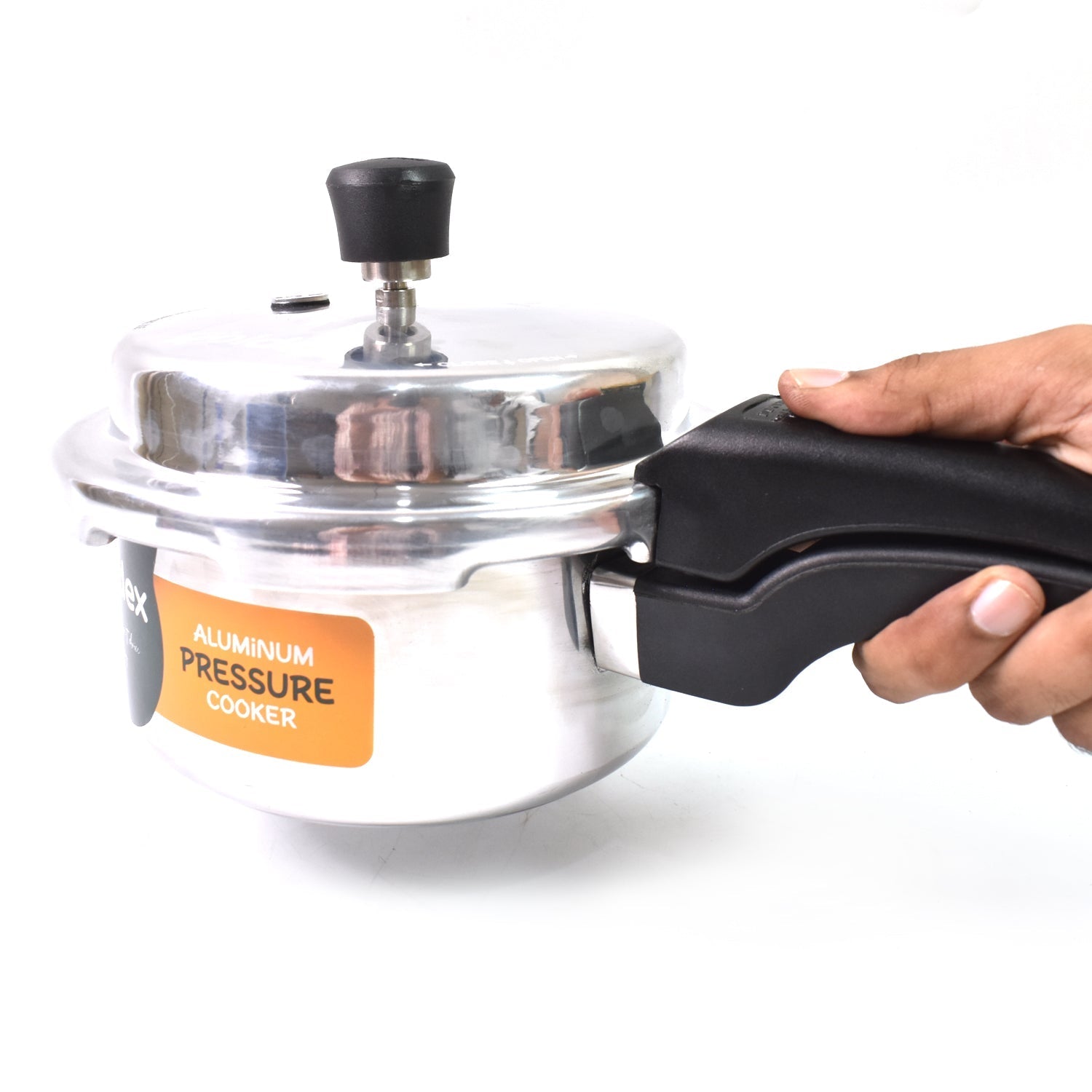 Aluminium Unique Goldex Pressure Cookers With Outer Lid (2 Litres / 5-Year warranty) travel sahayak