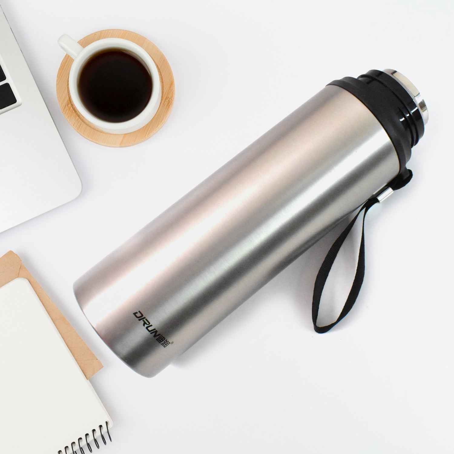 Stainless Steel Vacuum Water Bottle Approx 700ml (1 Pc)