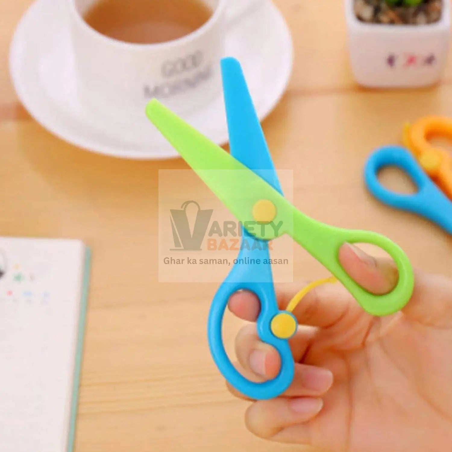 1502 Plastic Safety Scissor, Pre-School Training Scissors. Travel Sahayak