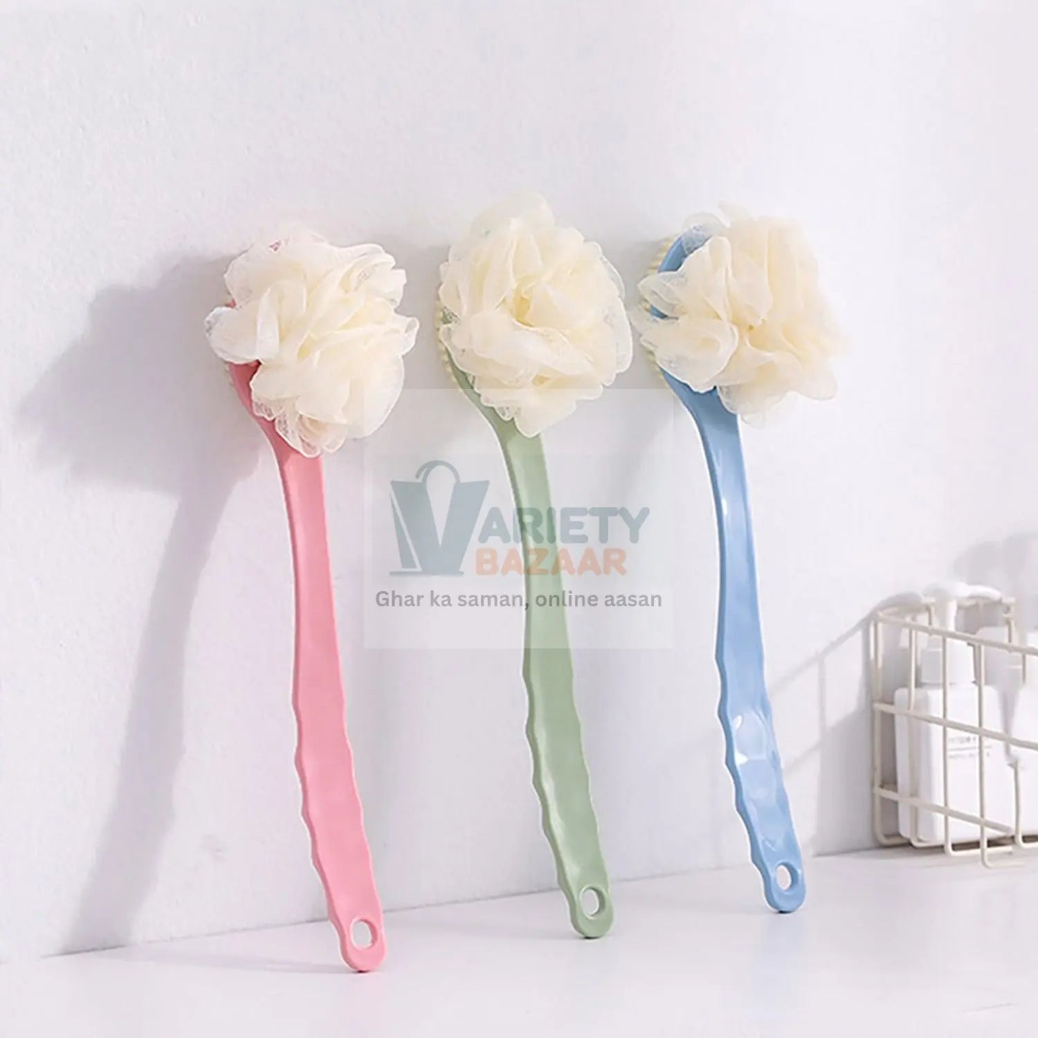 2-in-1 bath brush with long handle, practical for bathing.