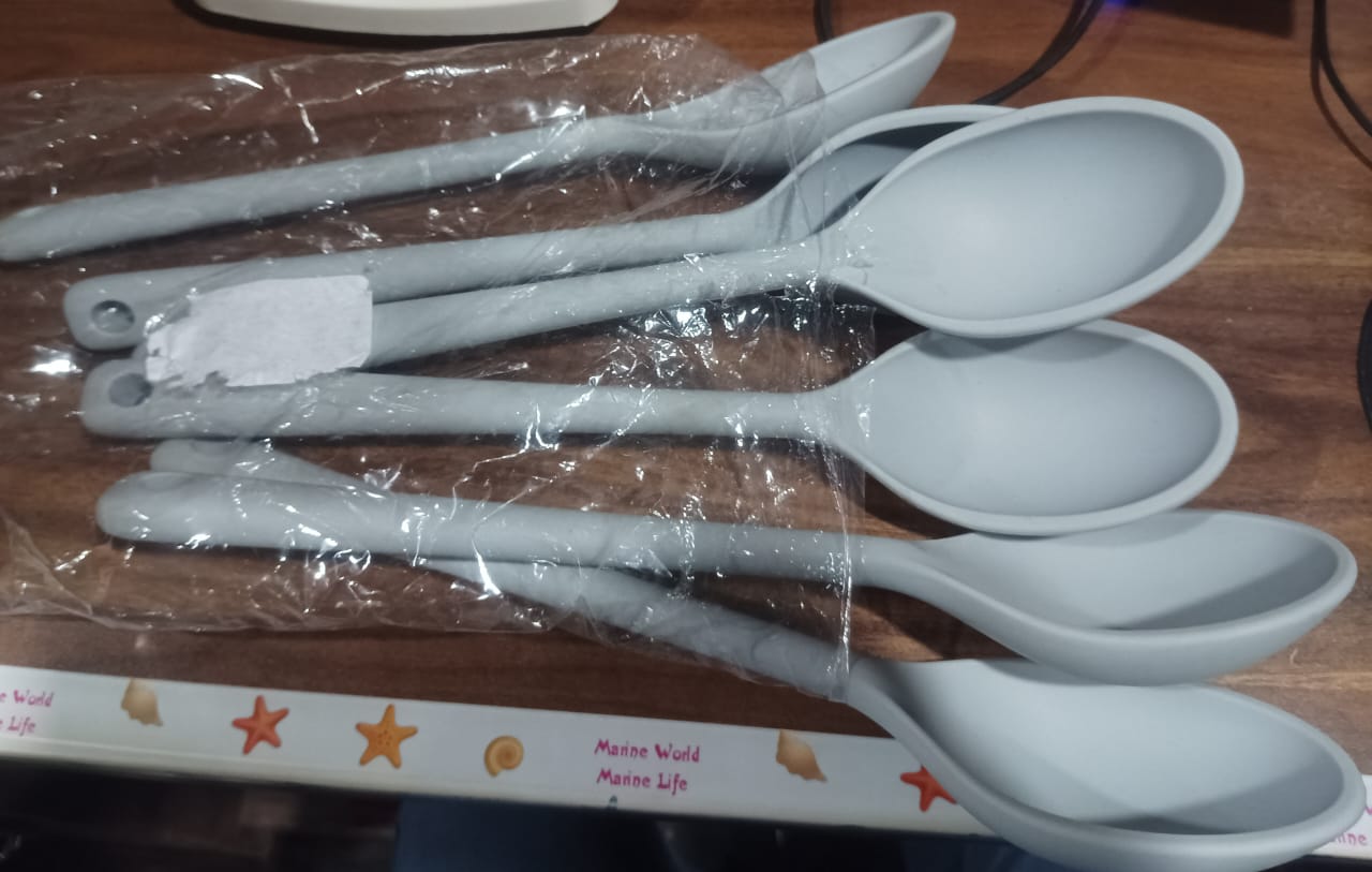 MULTIPURPOSE SILICONE SPOON, SILICONE BASTING SPOON NON-STICK KITCHEN UTENSILS HOUSEHOLD GADGETS HEAT-RESISTANT NON STICK SPOONS KITCHEN COOKWARE ITEMS FOR COOKING AND BAKING (6 Pc Set) travel sahayak