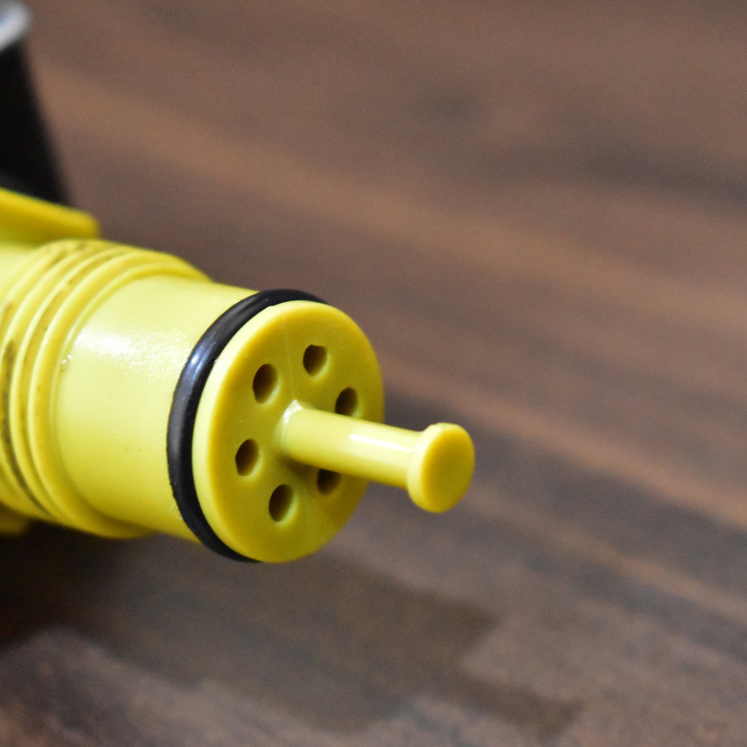 1608 Durable Gold Color Trigger Hose Nozzle Water Lever Spray Travel Sahayak