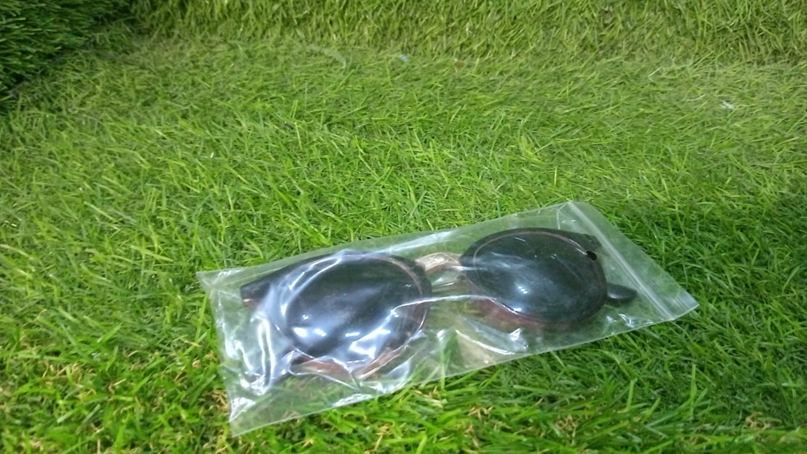 7760 Sunglasses Light Weight & Classic Style Frame Sunglasses For Men , Women , & Boys Use Glasses Travel Sahayak
