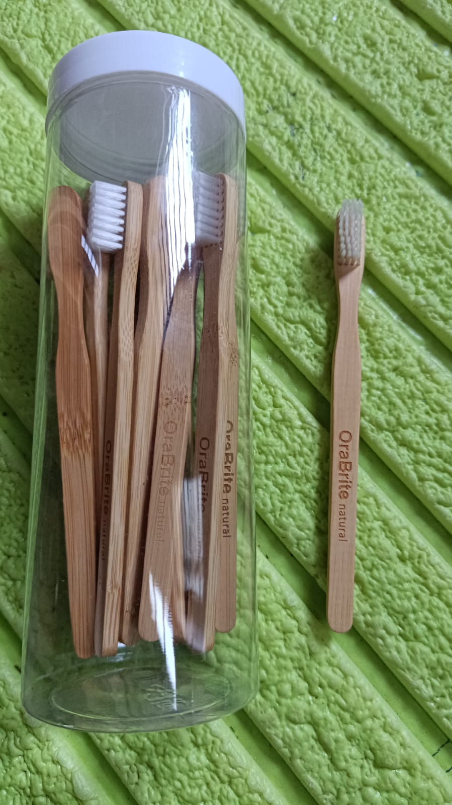 Bamboo Wooden Toothbrush Soft Toothbrush Wooden Child Bamboo Toothbrush Biodegradable Manual Toothbrush for Adult, Kids (15 pcs set / With Round Box) travel sahayak