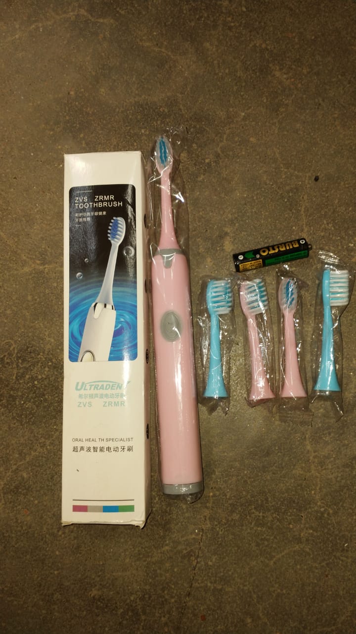 Adult Waterproof Electric Toothbrush with 3 Toothbrush Head Battery Operated Toothbrush (1 Pc / Battery Included) travel sahayak