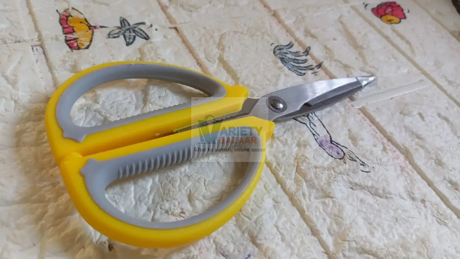 9432 Multipurpose Scissor Large  Scissors Comfort Grip Handles and Stainless Steel Blades for Precision Cutting of Paper, Photos, Crafts, and More (1 Pc) Travel Sahayak