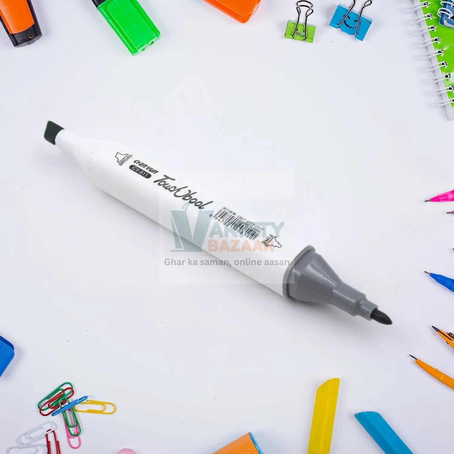 Dual tip markers for drawing, sketching, and designing