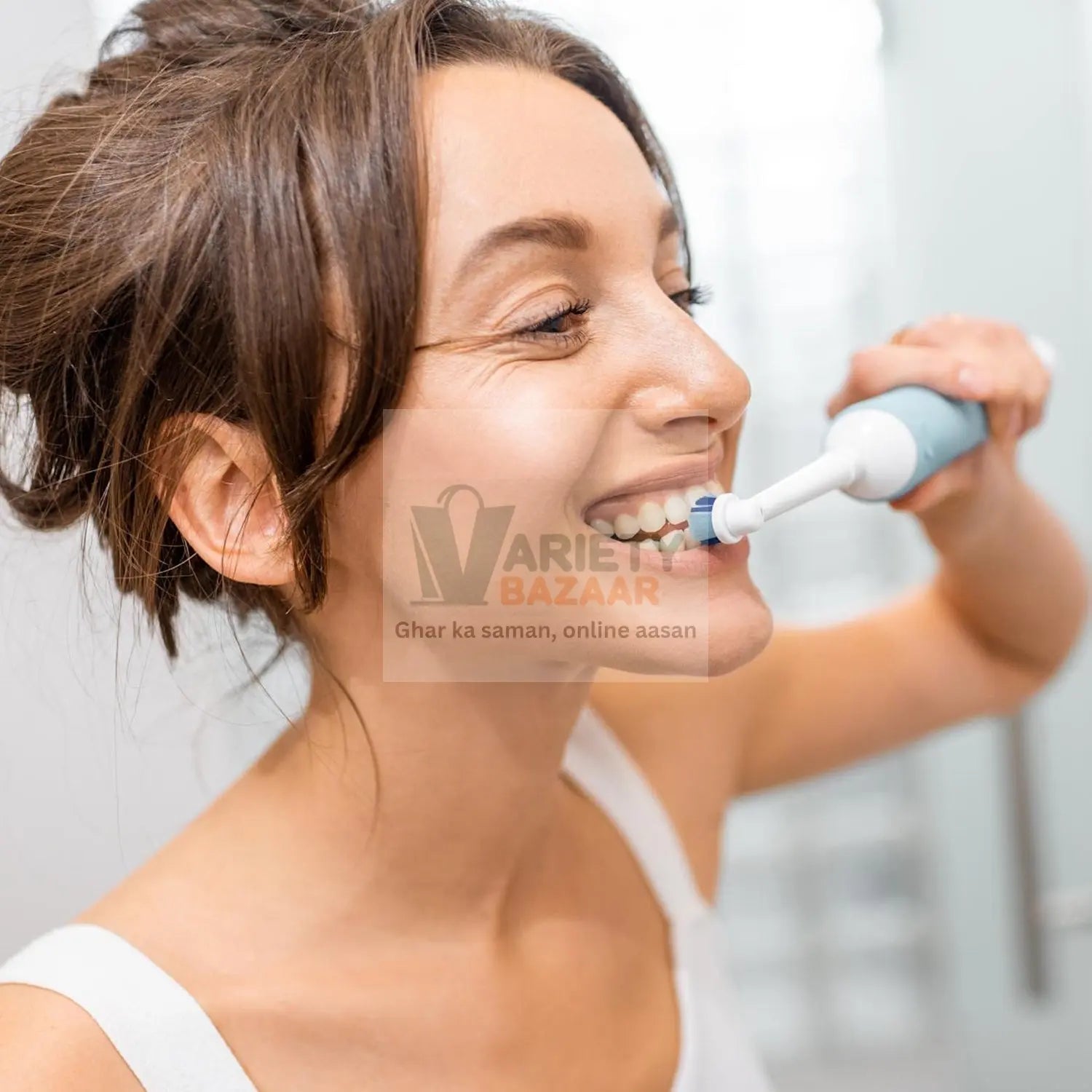 Electric toothbrush for travel with 1 extra brush head and batteries