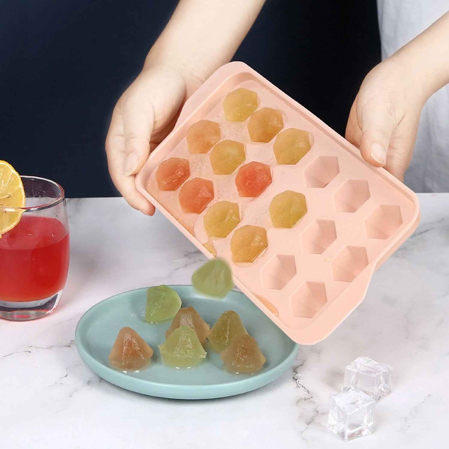 Durable Plastic Ice Cube Tray (1 Pc)