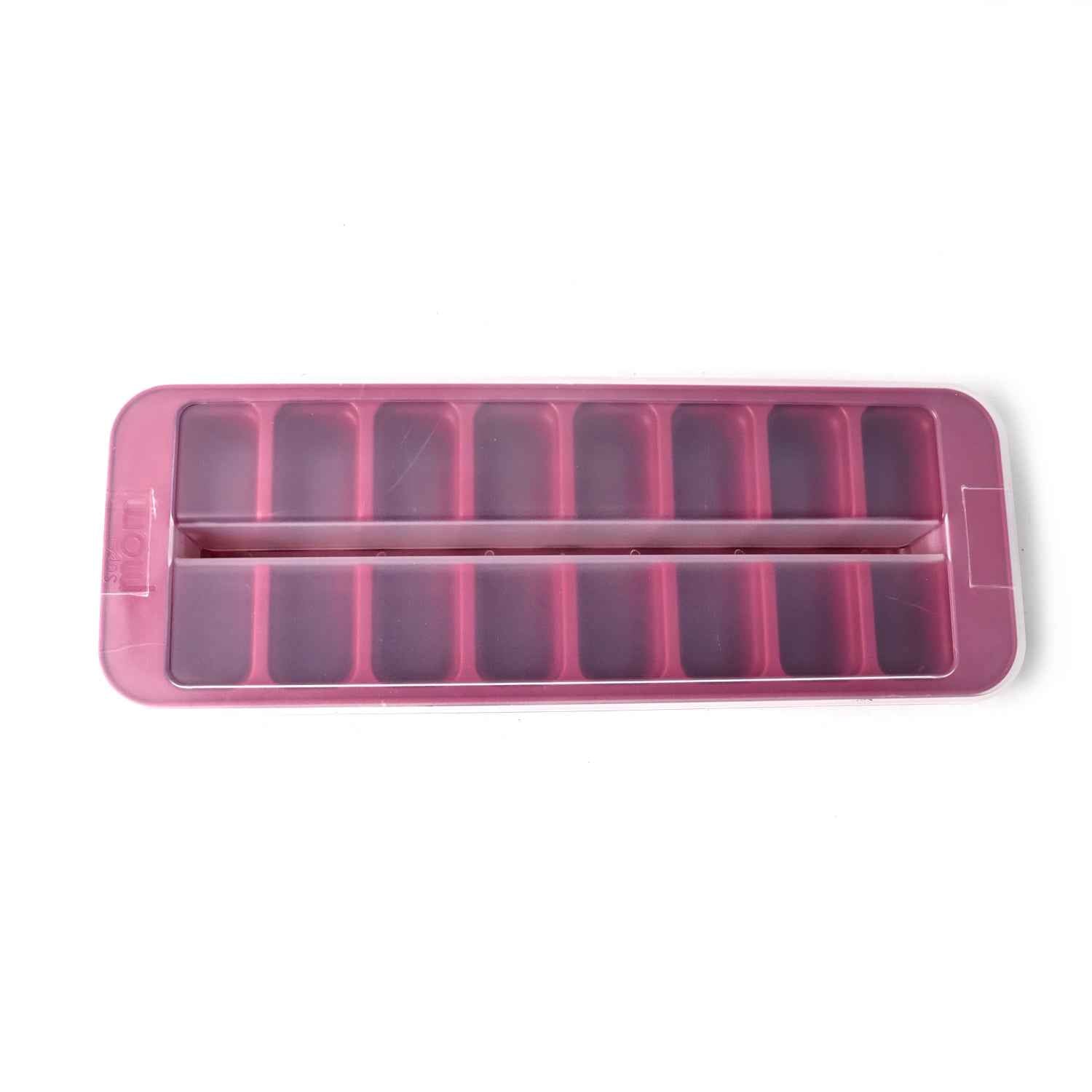 Supermom Frizzy Ice Tray With 2-in-1 Compartment For Ice Cubes And Storage Box (1 Pc)